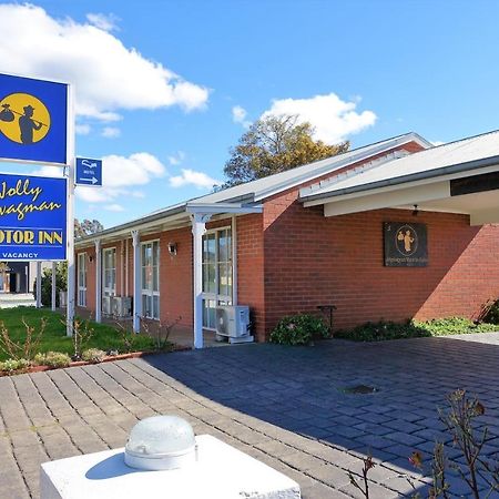 Jolly Swagman Motor Inn Юроа Екстериор снимка